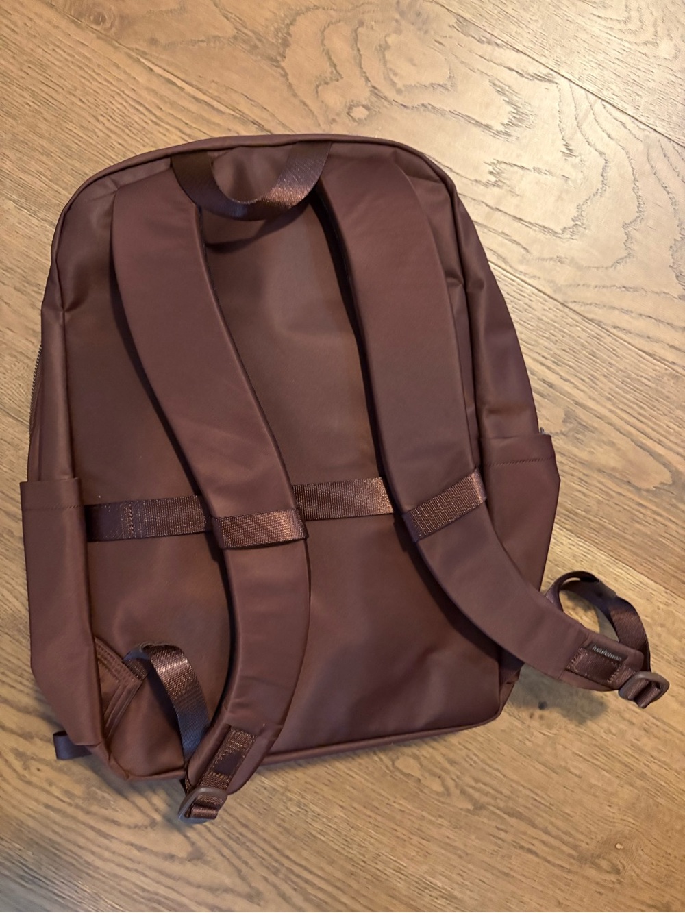 SOLD Lululemon Everywhere Backpack 22L - Lava Cake - Picture 4 of 4